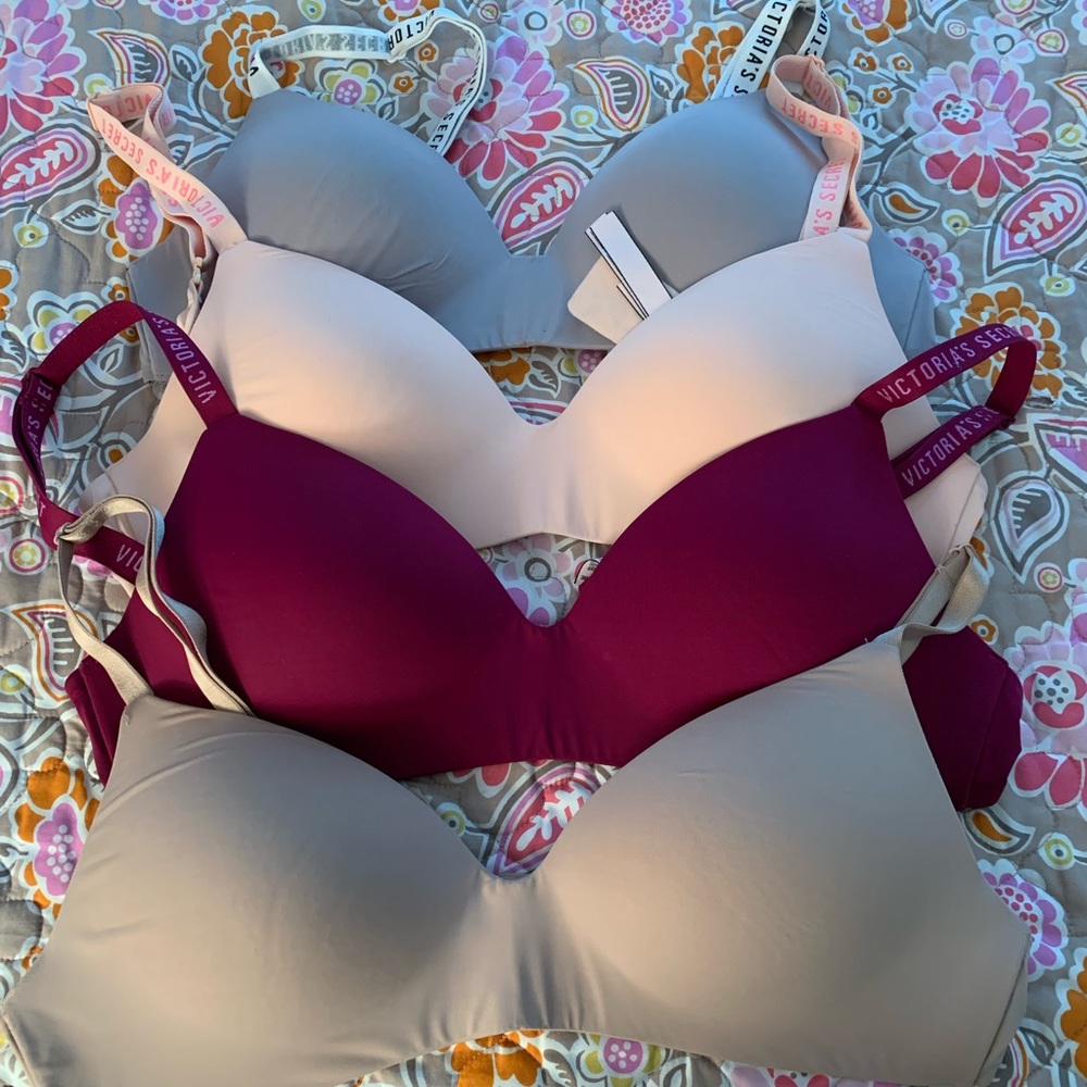 🔥 x4 — 38B T-Shirt Lightly Lined Wireless VS Bras